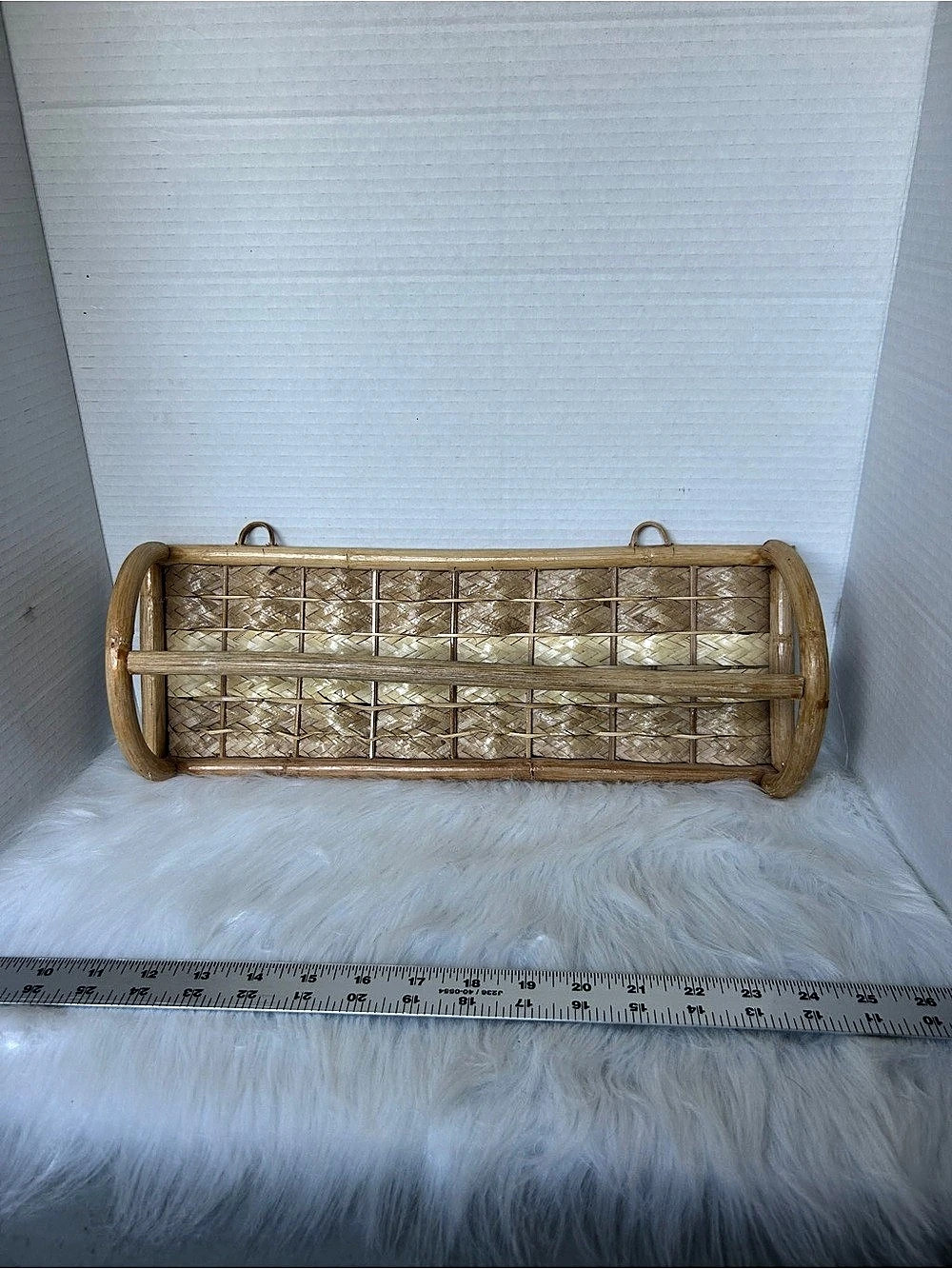 Woven Wall Towel Bar